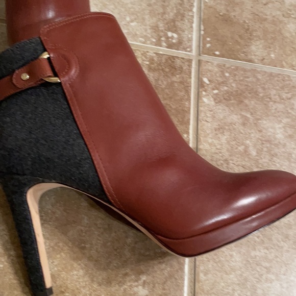 Antonio Melani gray/brown ankle boots - Picture 3 of 4